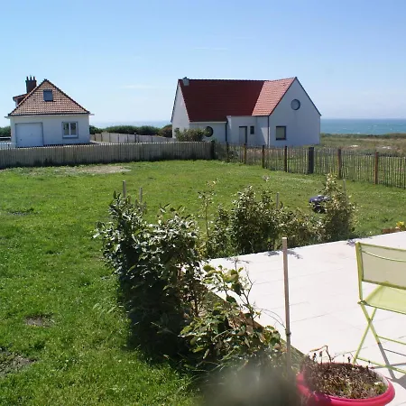 Holiday home Wonderful In With Garden Audinghen